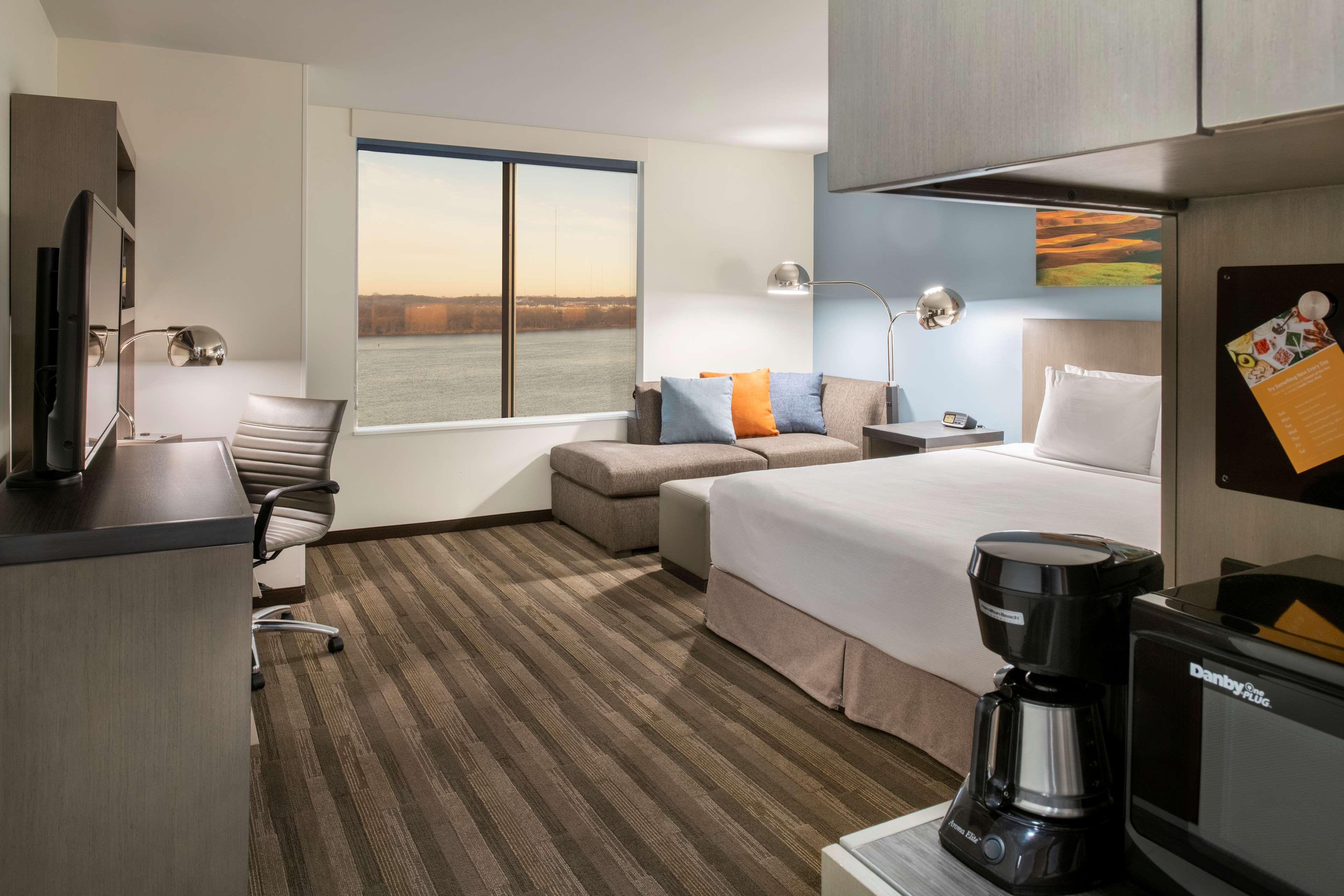 Hyatt House East Moline/Quad Cities Hotel Buitenkant foto